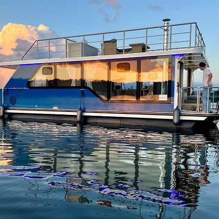 Nena Hausboot Hotel Berlin Bagian luar foto